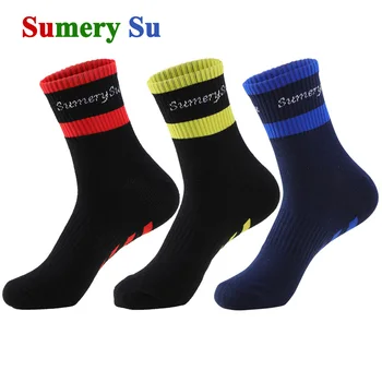 3 Çift / grup Renkli Koşu Çorap Erkekler Uzun Kalın Pamuklu Açık Nefes Tırmanma Spor Yüksek Rahat Çorap Erkek Hediye 5 Renkler