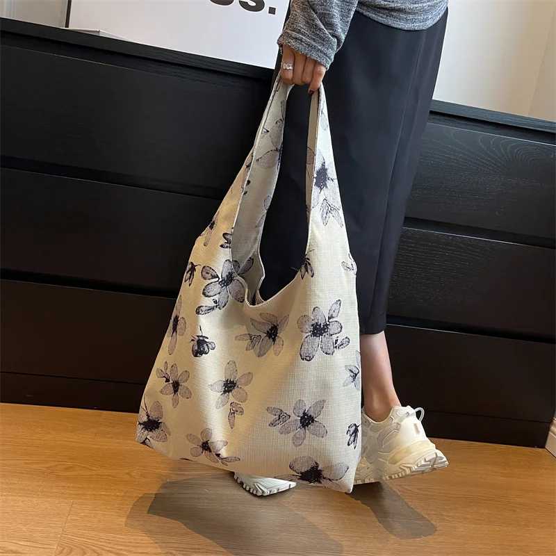 Yaz Sıcak Satış Kanvas Çanta Eğlence Moda Trendi omuzdan askili çanta Çok Yönlü, Hafif, Büyük Kapasiteli Seyahat alışveriş çantası