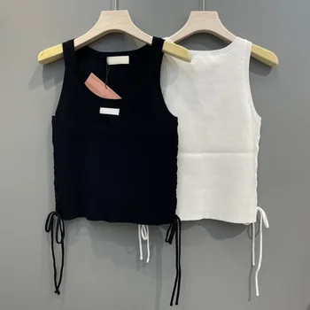 138256 Moda Klasik Moda Lüks Tasarımcı kumaş Yuvarlak Boyun Siyah / beyaz kolsuz tişört Yelek Kadın