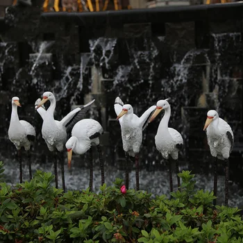 Açık Pastoral Reçine Ak Balıkçıl Kuşlar Süsler Döşeli Balık Gölet Dekorasyon Avlu Simülasyon Hayvan Heykelleri Aksesuarları El Sanatları
