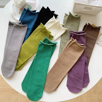 Şeker Renkler Kadın Çorap Japon Tarzı Düz Renk Gevşek Uzun Çorap Kadın Rahat Moda Harajuku Streetwear Siyah beyaz çoraplar